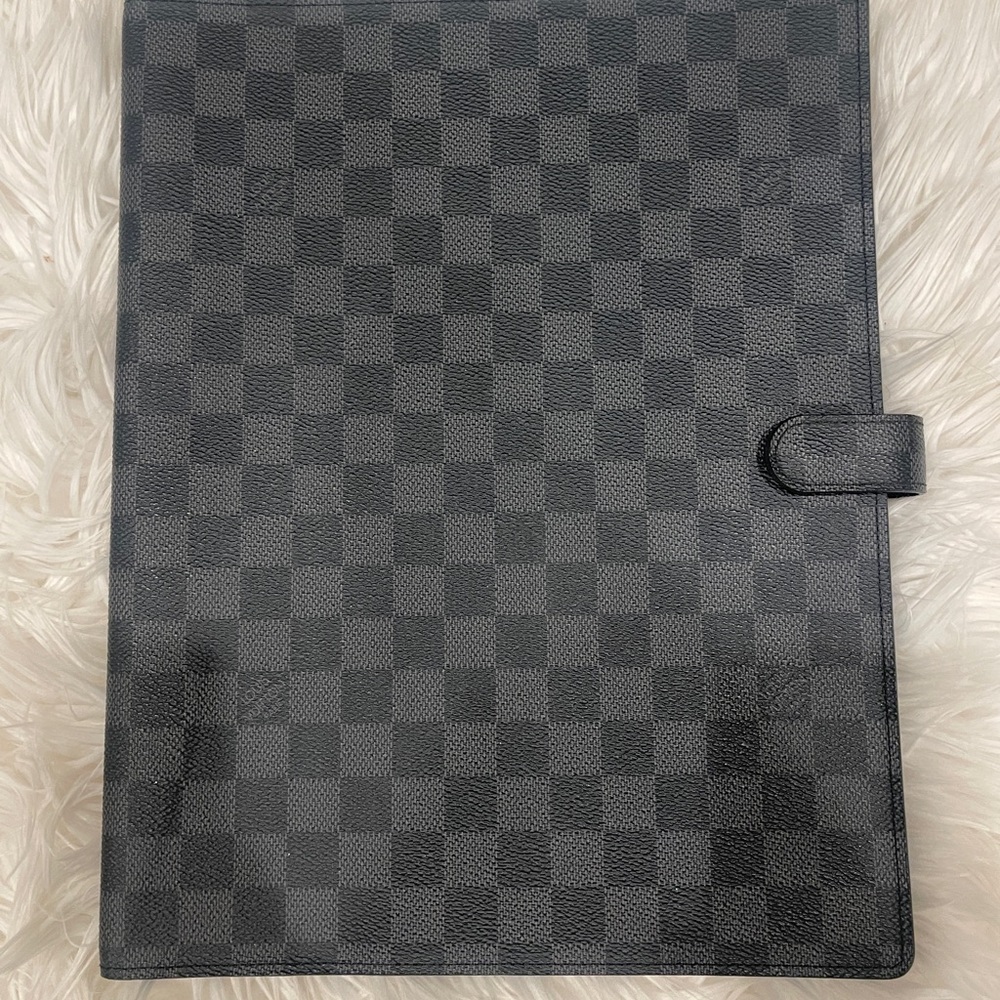 ❌SOLD❌Louis Vuitton Damier Graphite A4 Agenda